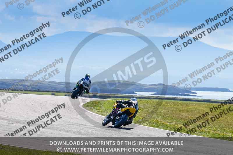 anglesey no limits trackday;anglesey photographs;anglesey trackday photographs;enduro digital images;event digital images;eventdigitalimages;no limits trackdays;peter wileman photography;racing digital images;trac mon;trackday digital images;trackday photos;ty croes